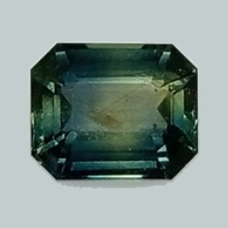 Saphir parti octogonal de 1,75 ct